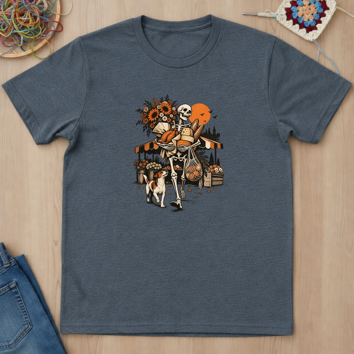 T-shirt gris foncé chiné présenté à plat