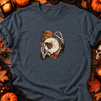 Squelette brodant un papillon de nuit — T-shirt gris anthracite chiné