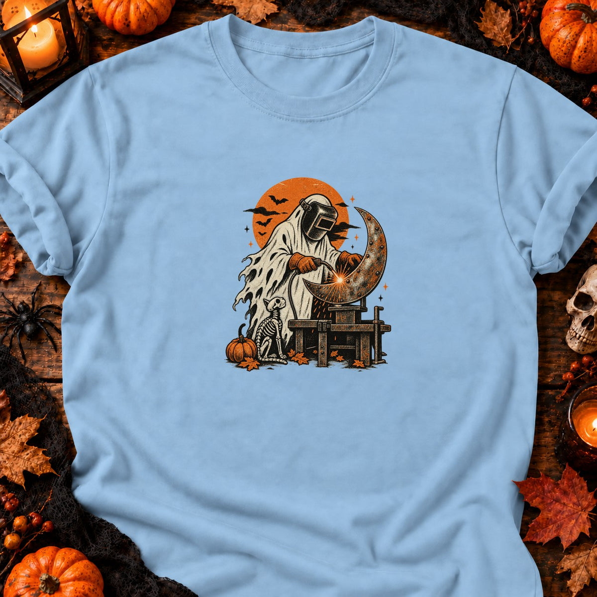 Fantôme soudeur et lune en métal — T-shirt bleu clair
