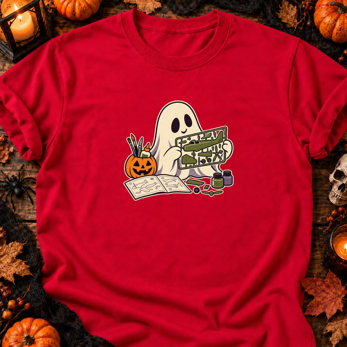 Fantôme et maquette d’avion — T-shirt rouge