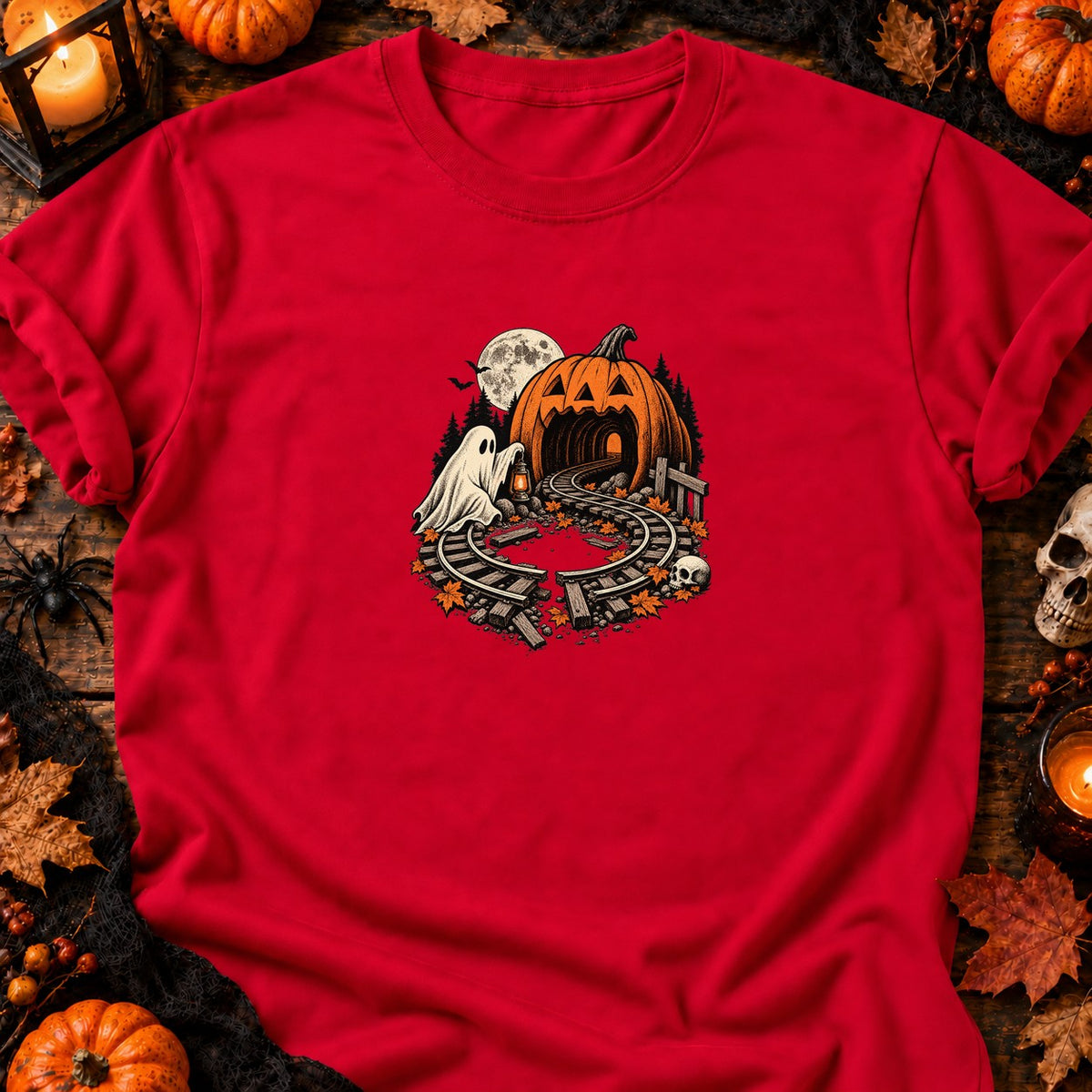 Fantôme et circuit de train d’Halloween — T-shirt rouge