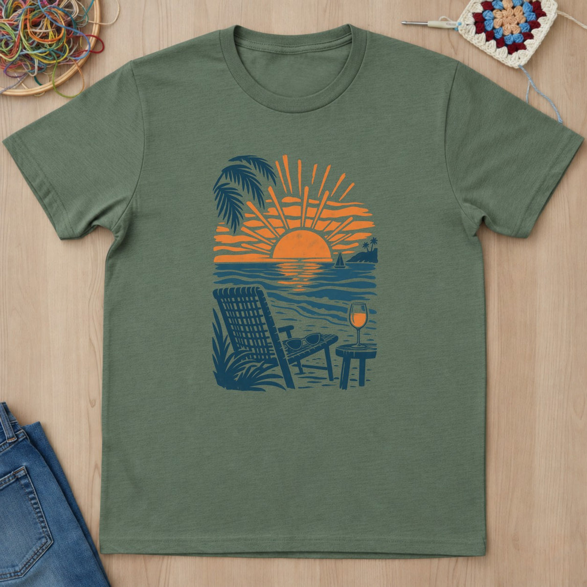 T-shirt vert militaire présenté à plat