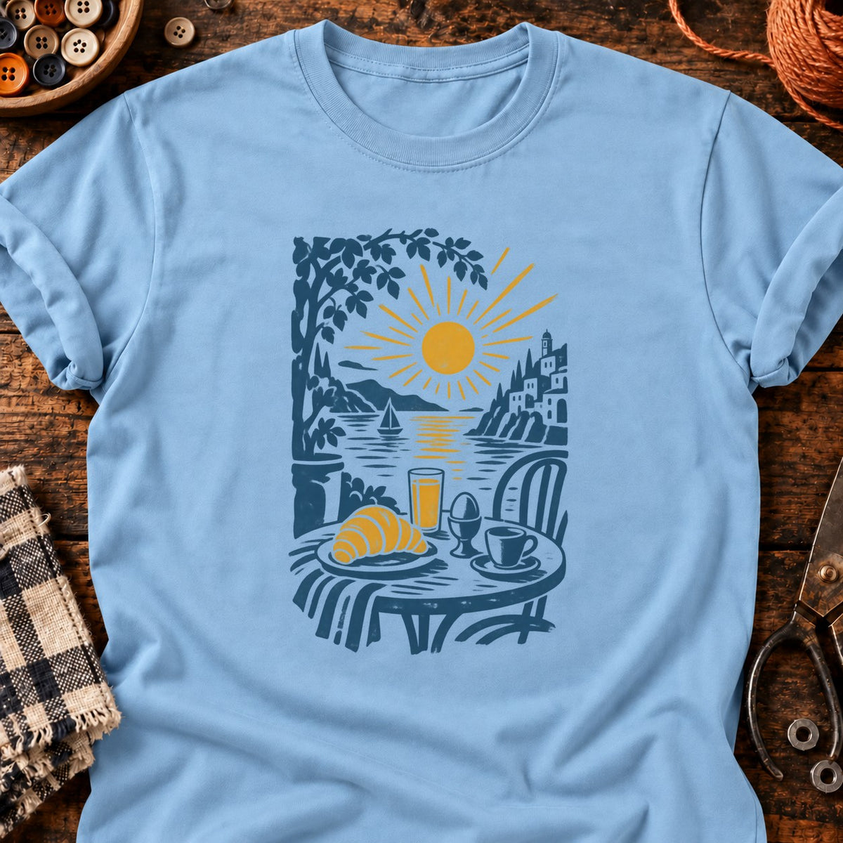 T-shirt Petit-déjeuner au bord de mer, coloris bleu clair
