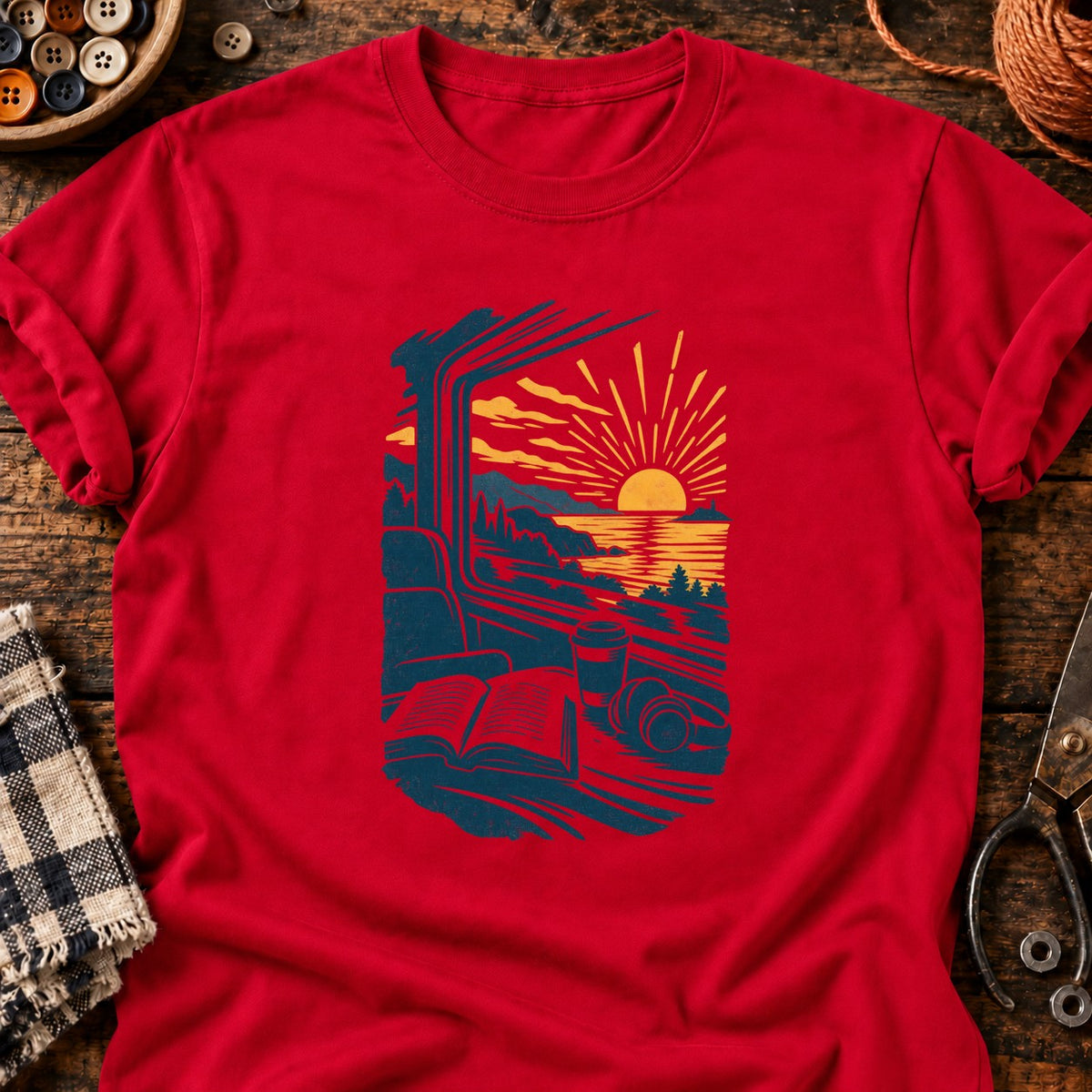 T-shirt Voyage en train et lecture, coloris rouge