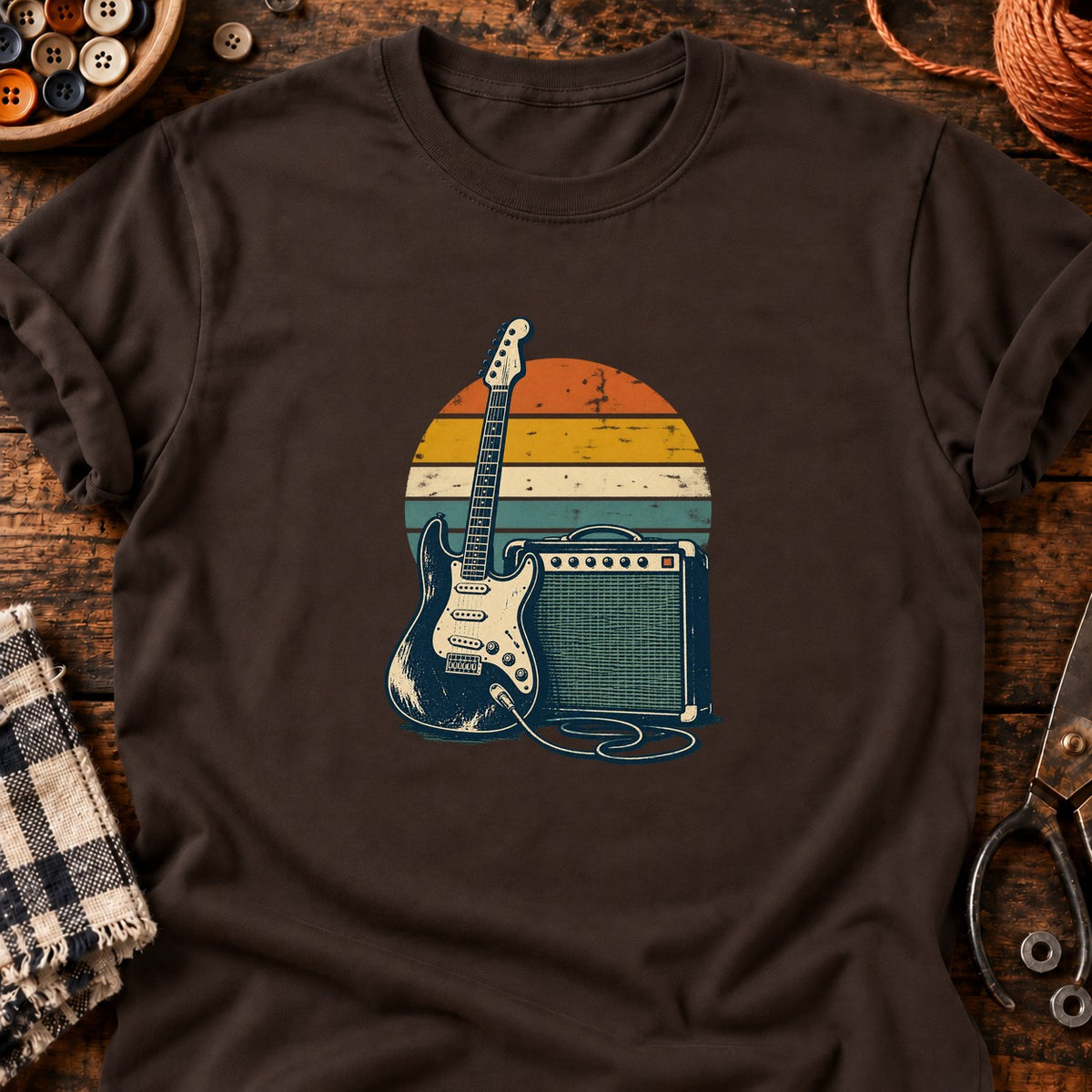 Guitare et ampli rétro — T-shirt chocolat