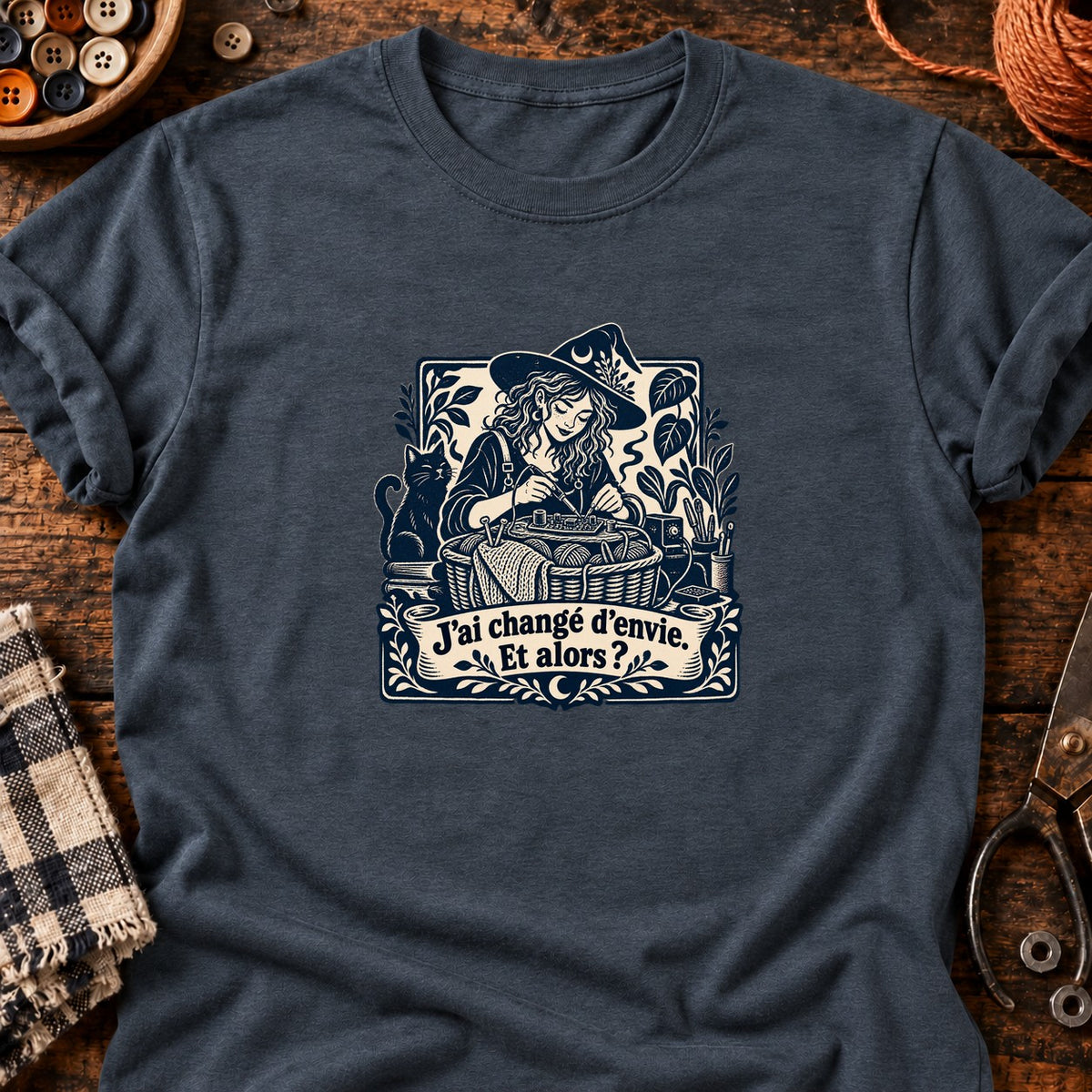 Sorcière bricoleuse et panier oublié — T-shirt gris anthracite chiné