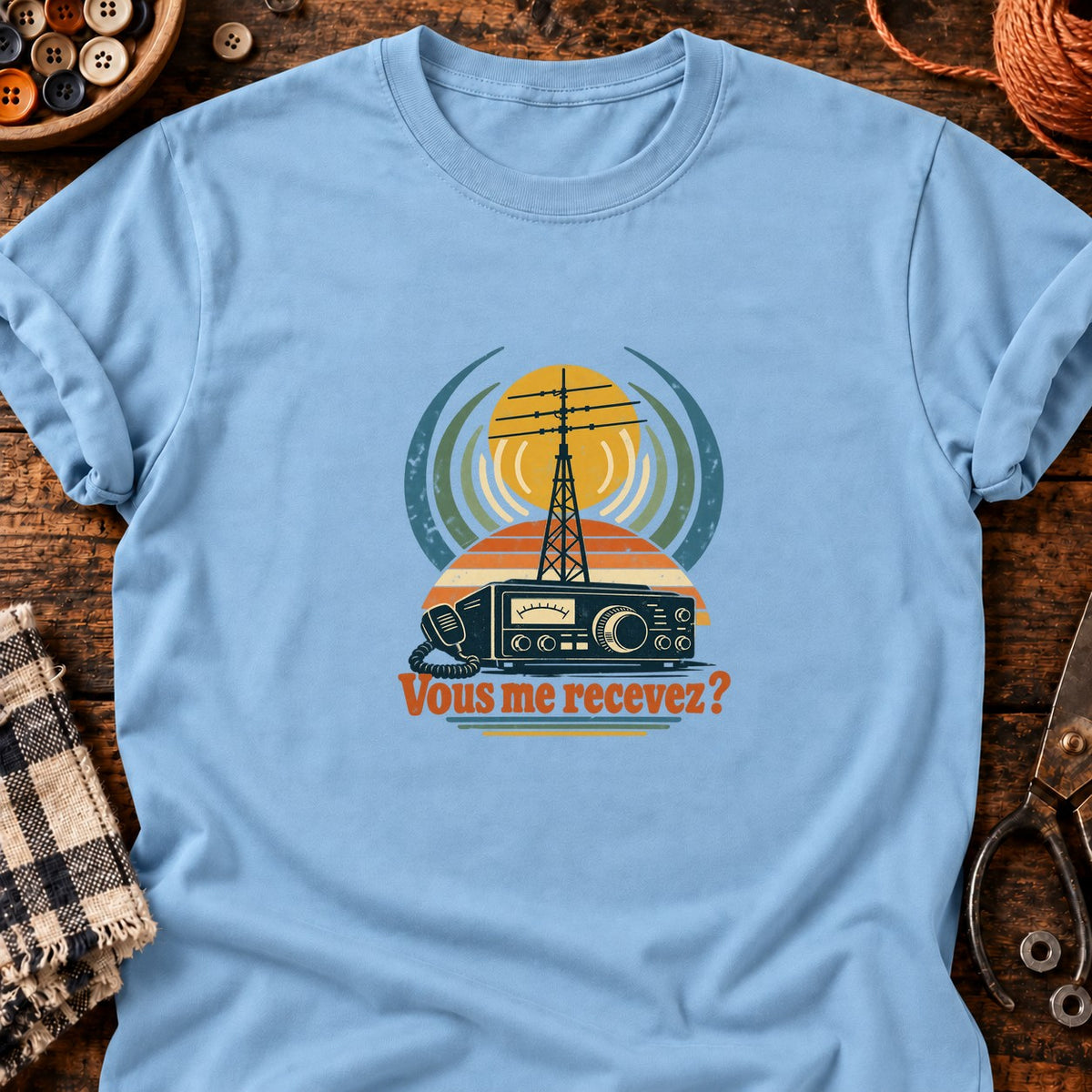 Vous me recevez ? Radio rétro — T-shirt bleu clair