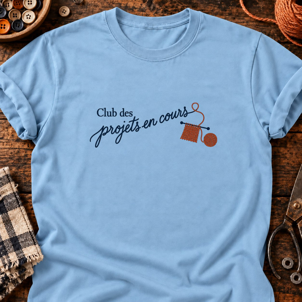 club de projets en cours — T-shirt bleu clair