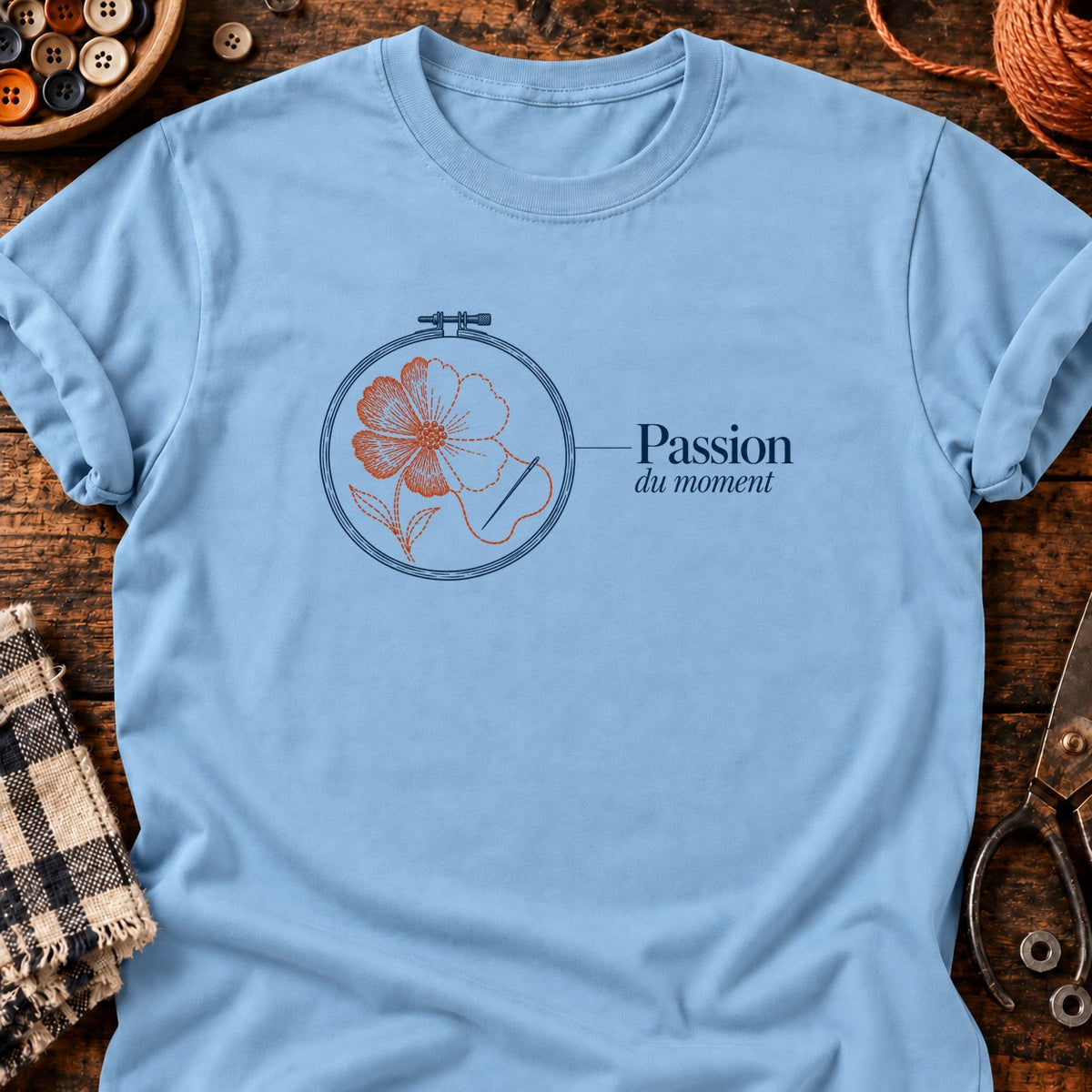 Passion du moment — T-shirt bleu clair