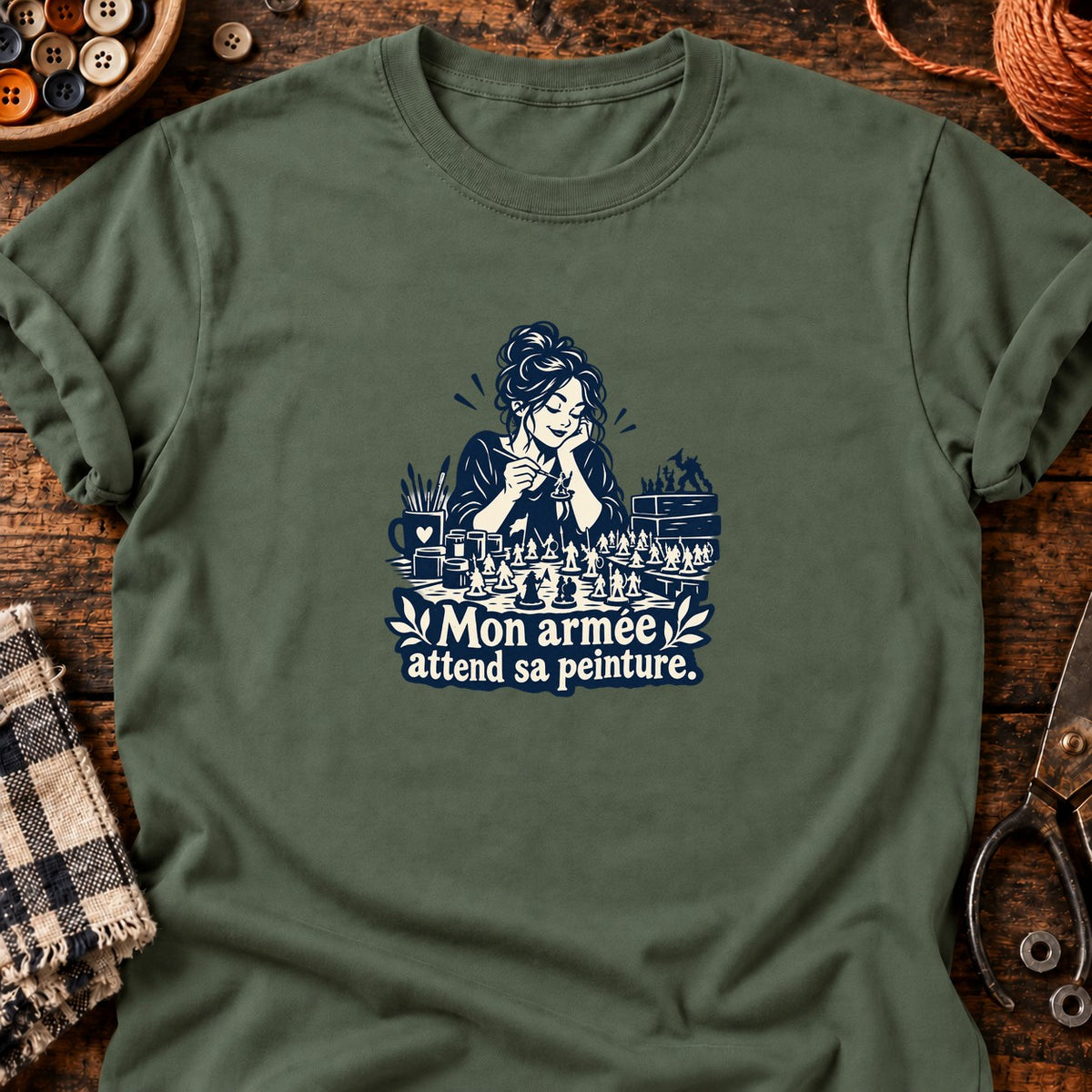 Peinture de figurines Mon armée attend sa peinture. — T-shirt vert militaire