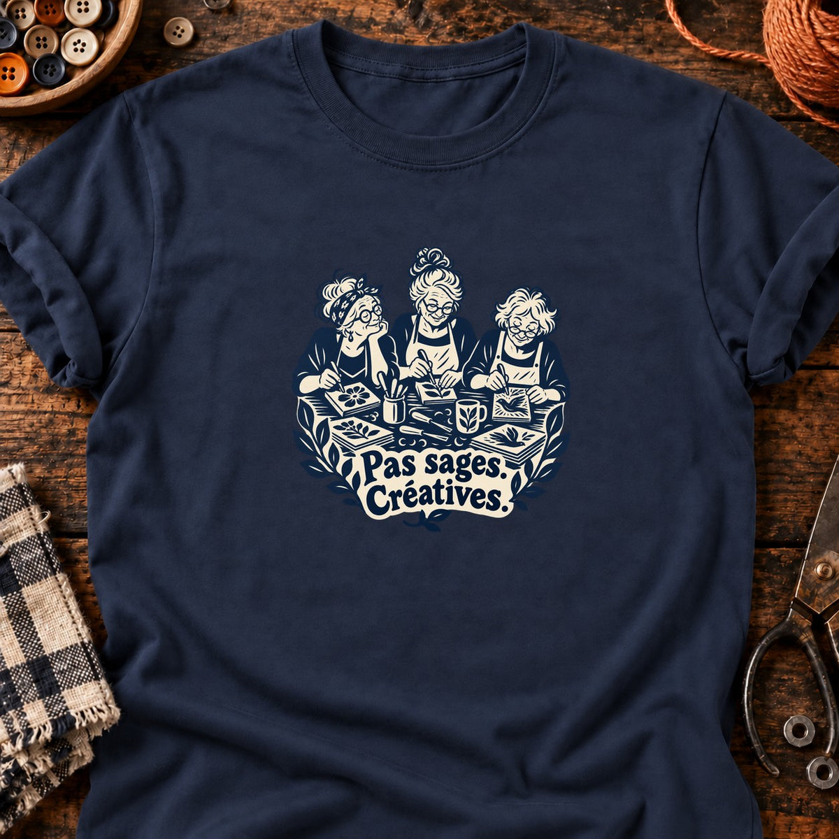 Pas sages. Créatives. — T-shirt bleu marine