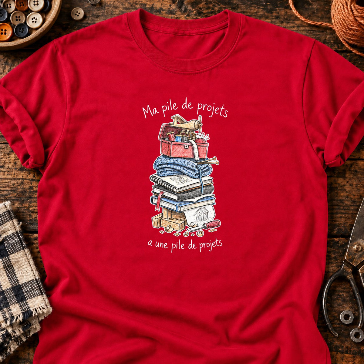 ma pile de projets — T-shirt rouge