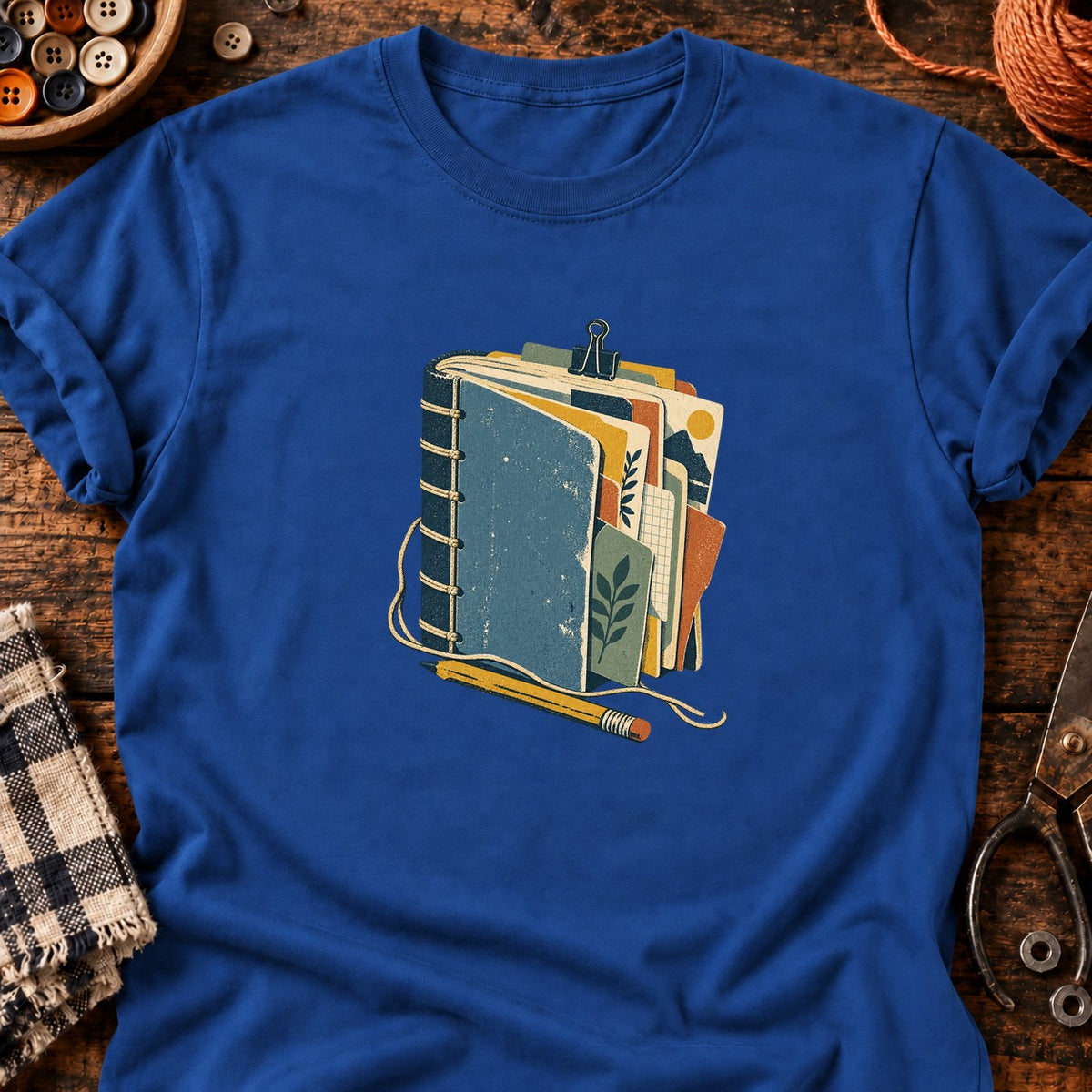 Carnet relié vintage — T-shirt bleu roi