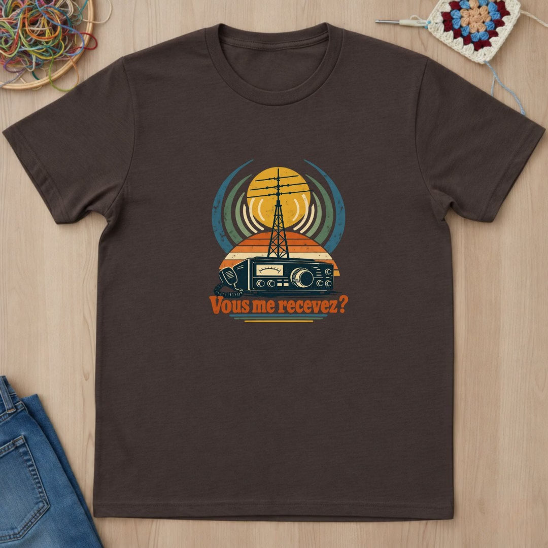 Vous me recevez ? Radio rétro T-Shirt — video
