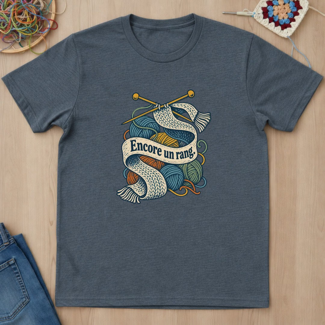 Encore un rang. - T-Shirt — video