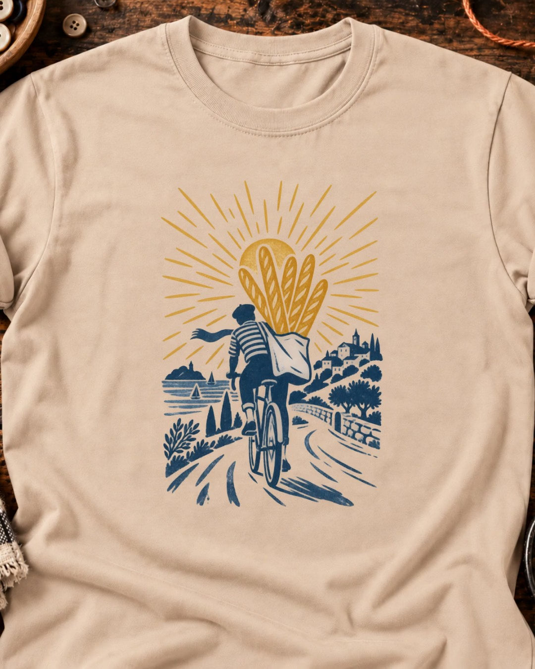 Mission pain Cycliste et baguettes T-Shirt — video